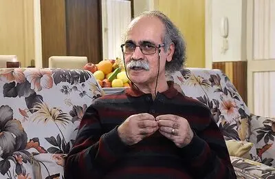 فرهاد حسن‌‎زاده از بازآفرینی شاهنامه می‌گوید | زبان فارسی را در برابر واژه‌های تازه‌وارد حفظ کنیم