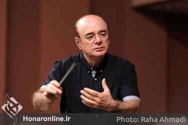 تمرین ارکستر سمفونیک تهران با رهبری منوچهر صهبایی