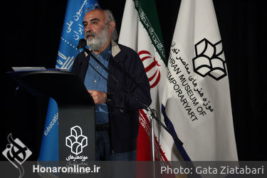 رونمایی از کتاب عکس «دیوارها سخن می‌گویند»