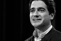 همایون شجریان:موسیقی سنتی را رد نمی‌کنم اما باید با نسل جدید همراه شد