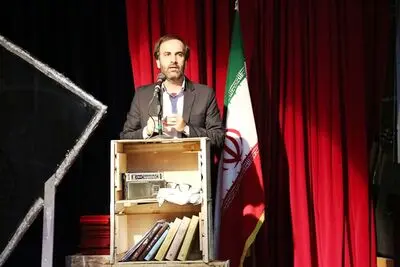 مهدی  شفیعی: پلاتوی تخصصی برای هنرمندان تئاتر ایلام ساخته می‌شود