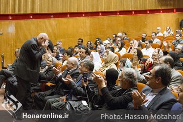 اولین  اجرای رپرتواری ازموسیقی محلی قزاقستان توسط گروه"ساری آرقا"  در فرهنگسرای نیاوران 