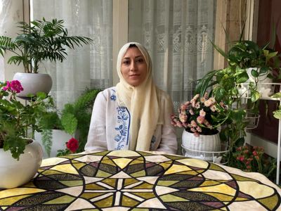 ماندانا نوشین‌فرد: ما ایرانیان تشنه نمایش و تماشای نمادهای فرهنگی و هنری هستیم / کارآفرینی برای روستائیان حومه تهران از دریچه دوخت‌های سنتی کشور