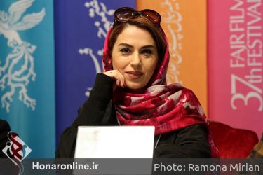دومین روز سی و هفتمین جشنواره فیلم فجر در پردیس ملت / ۱ - تینا پاکروان