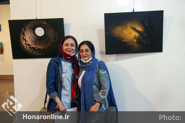 نمایشگاه گروهی "رنگ صلح" در باغ موزه قصر