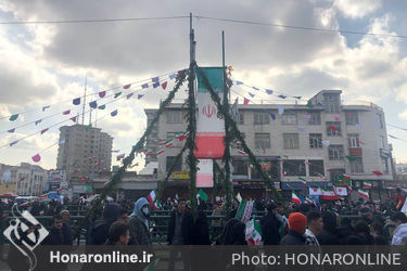 راهپیمایی ۲۲ بهمن ۱۴۰۱ در خیابان آزادی تهران