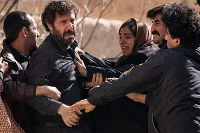 گفتگو با سعید نجاتی، تهیه‌کننده فیلم کوتاه «کبود» | قصه از درگذشت یک مادر شکل می‌گیرد