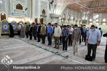آغاز هفته هنر انقلاب با ادای احترام به مقام شهدا و تجدید پیمان با آرمان‌های امام خمینی(ره)