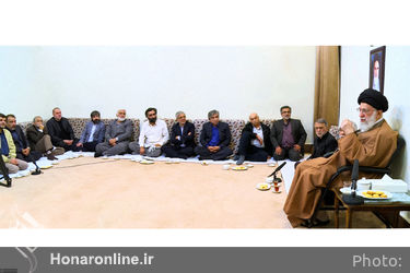 دیدار جمعی از بازیگران، کارگردانان و تهیه‌کنندگان سیما با رهبر معظم انقلاب