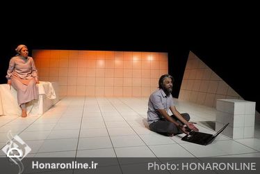 نمایش "چهل روزه بودم" در تالار سایه مجموعه تئاتر شهر 
