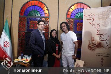مراسم رونمایی از کتاب و لوح فشرده "آموزش نی‌انبان" به قلم محسن شریفیان