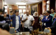 بازدید هنرمندان پیشکسوت از کتابخانه آیت‌الله فاضل خوانساری