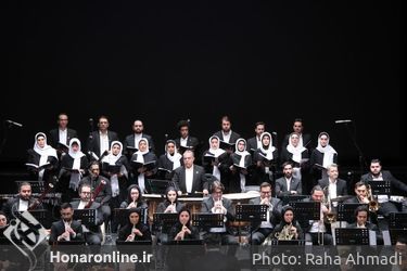 اجرای ارکستر سمفونیک صدا و سیما در تالار وحدت