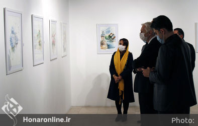 بازید معاون سفیر کشور اتریش در ایران از نمایشگاه نگاره های چوبی و آرزوهای آبرنگی
