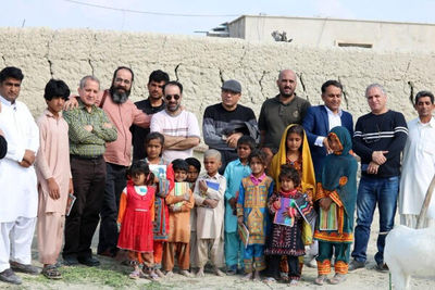 Iranian Literati Visit Flood-Stricken Sistan-Baluchestan