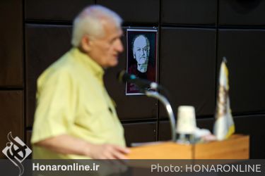 آیین سپاس استاد علی اکبر صادقی به همراه رونمایی از تندیس جشنواره فیلم شاهنامه