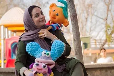 آزاده مویدی‌فرد با «سُر سُر، سُرسُره»در جشنواره نمایش عروسکی تهران-مبارک