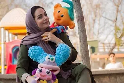 آزاده مویدی‌فرد با «سُر سُر، سُرسُره»در جشنواره نمایش عروسکی تهران-مبارک