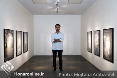 نمایشگاه عکس های امین طلاچیان با عنوان "قطعه 41 " در گالری اُ