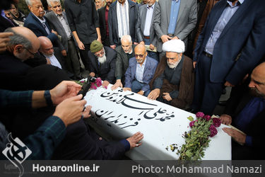 تشییع پیکر زنده‌یاد محمدعلی اسلامی ندوشن