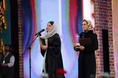 سیمرغ بلورین بهترین بازیگر زن به مریلا زارعی و لیلا حاتمی رسید
