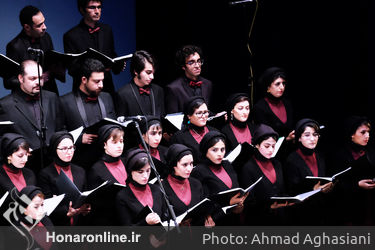 گروه کر شهر تهران به رهبری مهدی قاسمی 