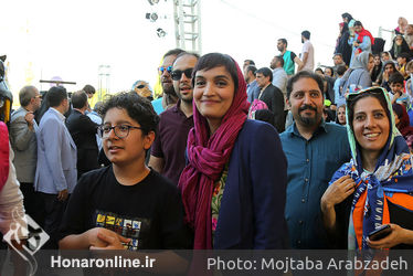 شادپیمایی عروسک‌ها در بوستان آب و آتش‎