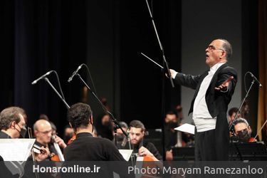 کنسرت ارکستر سمفونیک تهران به رهبری نصیر حیدریان در تالار وحدت/2