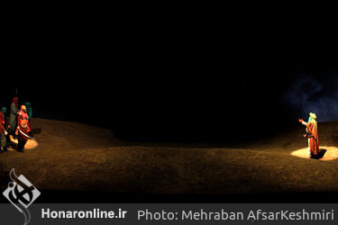 نمایش روشنای شب تار در بوستان ولایت