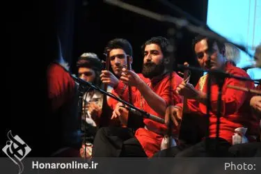 رونمایی ارکستر موسیقی نواحی ایران همراه با نظامی خوانی 