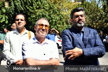 تشییع پیکر استاد محمد اسماعیلی نوازنده پیشکسوت تنبک از مقابل تالار وحدت 