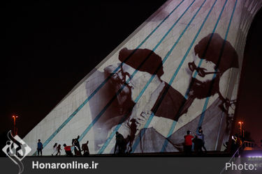 تصویرنگاری ارتحال امام خمینی(ره) در برج آزادی