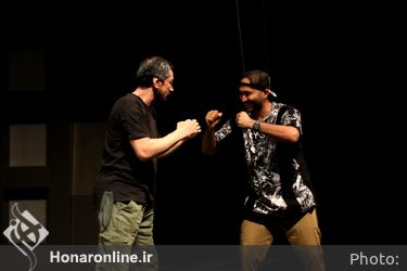 نمایش قفس تالار حافظ