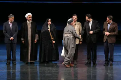 پایان سی و سومین جشنواره موسیقی فجر / جایزه باربد برای علیرضا قربانی، میلاد درخشانی، کاوه یغمایی و مهدی یراحی