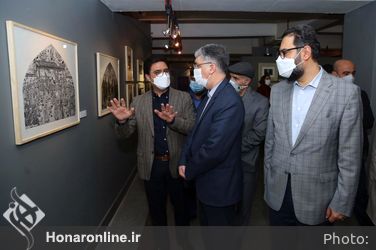 بازدید وزیر فرهنگ و ارشاد اسلامی از سیزدهمین جشنواره هنرهای تجسمی فجر