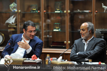 دیدار جمعی از هنرمندان با رضا رحمانی  وزیر صنعت، معدن و تجارت 
