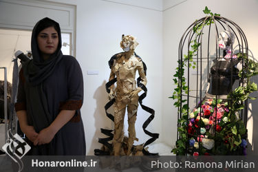 نمایشگاه لباس‌های مفهومی "رو به تهران من" در گالری مستقل تهران