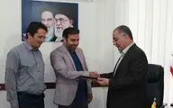 معاون فرهنگی بنیاد شهید از کارگردان نمایش 