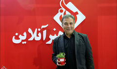 عبدالرضا اکبری «شاپرک خانوم» را به صحنه می‌ برد