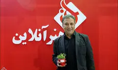 عبدالرضا اکبری «شاپرک خانوم» را به صحنه می‌ برد