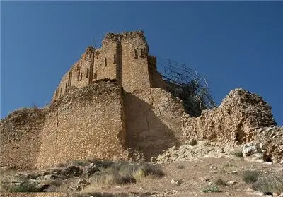  بررسی حفاظت قلعه دختر فیروزآباد فارس