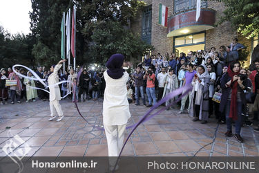 پنجمین جشنواره هنر برای صلح در خانه هنرمندان