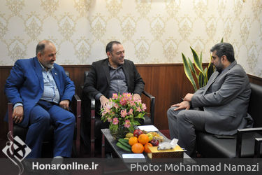 بازدید محمد الهیاری مدیرعامل بنیاد رودکی از نمایشگاه گردشگری تهران