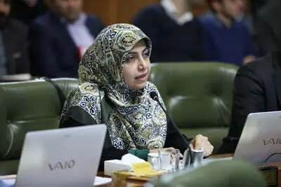 الهام فخاری در نامه به شهردار تهران خواستار کمک به تداوم فعالیت‌های تئاتری شد