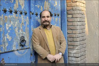 استاد خوشنویس و تاسیس گالری نقش و خط / اولین نمایشگاه 27 بهمن یادمان مرتضی ممیز با بزرگان نقاشی ایران