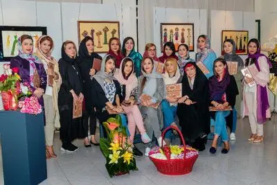 37 اثر از 17 هنرمند / نگاهی به نمایشگاه "فشن کانسپت"