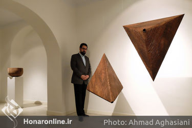 بازدید معاون امور هنری وزارت فرهنگ و ارشاد از گالری اثر