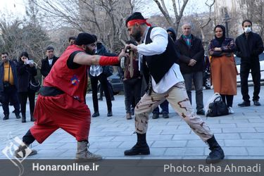 اجرای نمایش‌ «آکوستیک مین» در چهل و یکمین جشنواره تئاتر فجر - پهنه رودکی