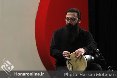 نوای گروه اقبال آذر در سی و پنجمین جشنواره موسیقی فجر