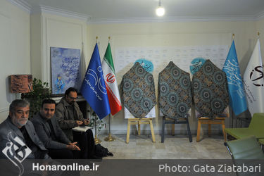 رونمایی از پوستر سی و هفتمین جشنواره بین‌المللی تئاتر فجر